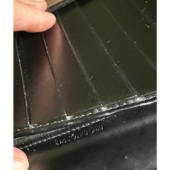 VINTAGE GUCCI BLACK LEATHER G WALLET - Picture 4 of 6